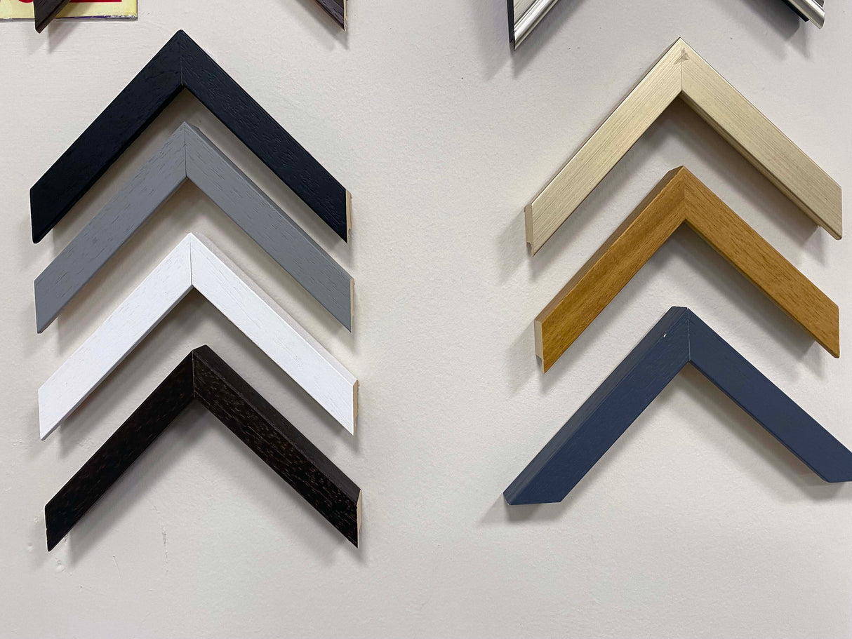 Small Frame - Black